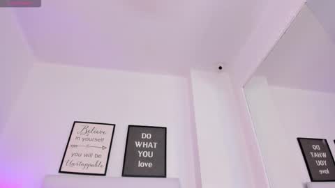 Snapshot of abbey_walker chatting on February 6, 2026, 10:40 am abbey_walker online show from February 6, 2026, 10:40 am