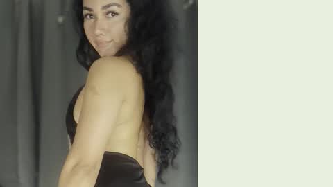 Martina online show from May 25, 2026, 1:06 pm