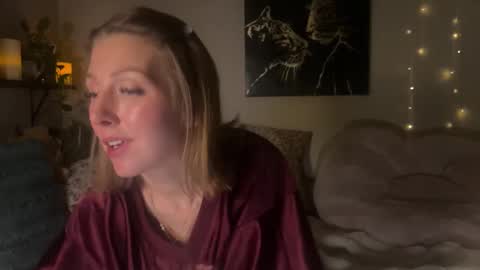 Abbie online show from December 22, 2025, 1:02 am