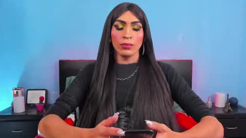 Abbigail Fuster  online show from December 23, 2024, 8:00 am