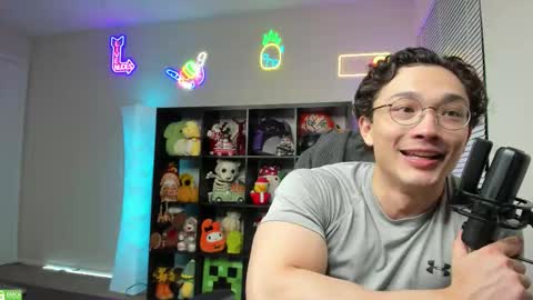 buddy online show from November 7, 2025, 4:45 am