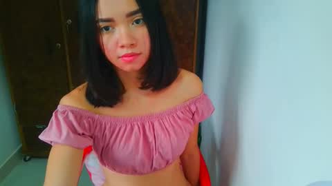 Snapshot of abby_johnson_cute chatting on September 12, 2025, 7:36 pm abby online show from September 12, 2025, 7:36 pm