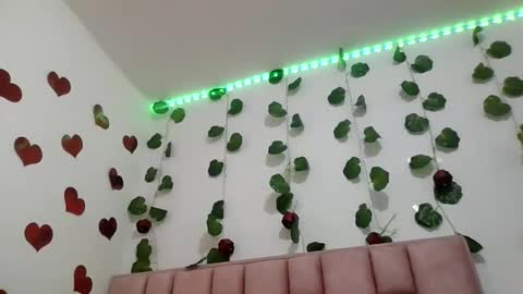 abby_moss_2 online show from March 24, 2026, 12:43 pm