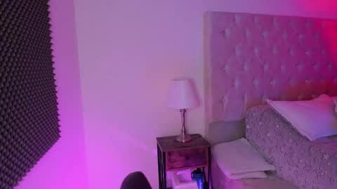 Snapshot of abbyandchris1 chatting on May 30, 2026, 11:13 pm START TRANSMISSION ---- AM COLOMBIA TIME online show from May 30, 2026, 11:13 pm