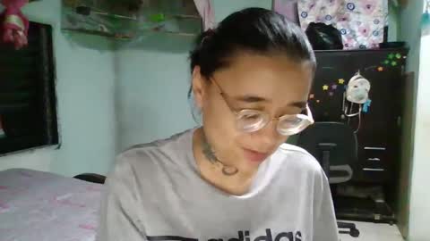 Snapshot of abbyasher chatting on February 21, 2025, 11:32 pm Abby online show from February 21, 2025, 11:32 pm