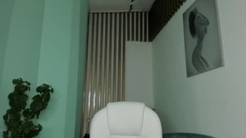 ABBY online show from December 2, 2024, 11:34 am