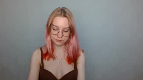 Snapshot of abbymoore__ chatting on December 8, 2024, 8:09 am Abby Lovense is active online show from December 8, 2024, 8:09 am