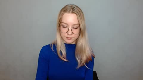 Snapshot of abbymoore__ chatting on February 11, 2025, 11:43 am Abby Lovense is active online show from February 11, 2025, 11:43 am
