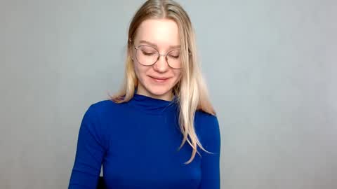 Snapshot of abbymoore__ chatting on February 19, 2025, 10:34 am Abby Lovense is active online show from February 19, 2025, 10:34 am