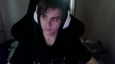 abbysal_blade online show from February 17, 2026, 6:54 am