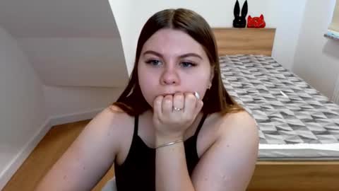 abbyvibe online show from November 23, 2025, 11:54 am