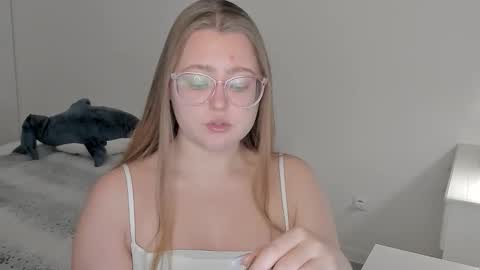 Snapshot of abbywyte chatting on February 1, 2026, 3:10 pm Abby Stream at Sat Sun Mon Fri online show from February 1, 2026, 3:10 pm