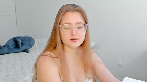 Snapshot of abbywyte chatting on February 22, 2026, 2:26 pm Abby Stream at Sat Sun Mon Fri online show from February 22, 2026, 2:26 pm