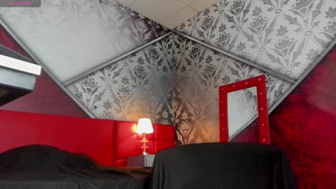 Independence model AbelAsburgo online show from January 26, 2025, 4:20 pm