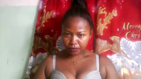 abella677022 online show from April 13, 2026, 3:28 pm