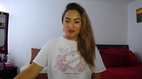 ximena online show from April 13, 2026, 12:43 pm