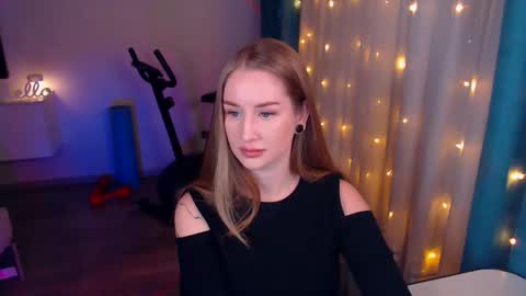 Anna online show from January 22, 2025, 6:52 pm