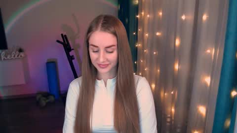 Anna online show from February 28, 2025, 8:18 pm