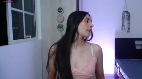 Snapshot of abigail_monroe__ chatting on May 28, 2026, 4:21 am abigail_monroe__ online show from May 28, 2026, 4:21 am