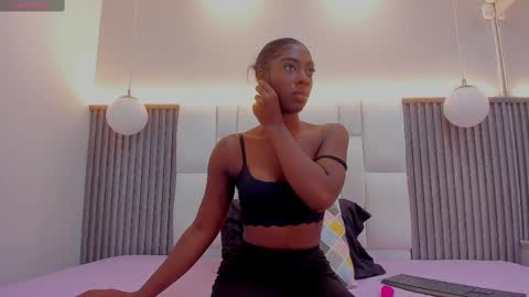 Abigail online show from September 25, 2025, 11:47 am