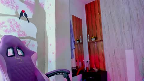 Snapshot of abigailsandoval chatting on July 14, 2026, 6:35 pm abi online show from July 14, 2026, 6:35 pm