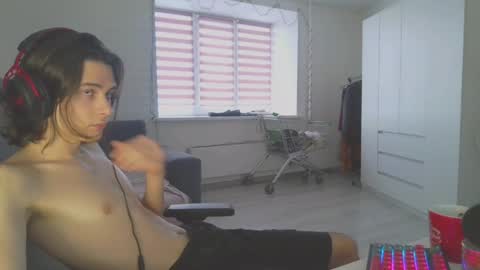 hi  cum in pvt noi extra tip online show from December 5, 2024, 9:28 am