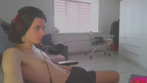 hi  cum in pvt noi extra tip online show from December 12, 2024, 9:30 am