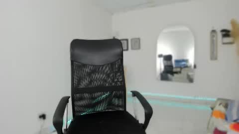 Snapshot of abony_sex69 chatting on November 12, 2025, 7:13 pm abony_sex69 online show from November 12, 2025, 7:13 pm