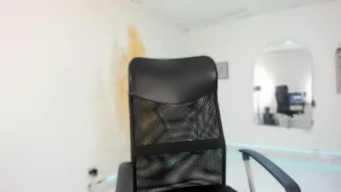 Snapshot of abony_sex69 chatting on November 28, 2025, 3:20 am abony_sex69 online show from November 28, 2025, 3:20 am