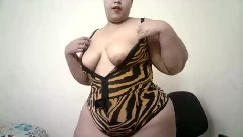 abril__ass online show from November 26, 2025, 1:45 pm