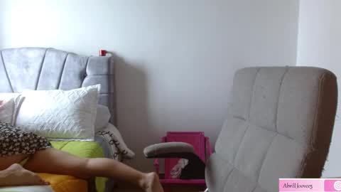 Abril online show from February 26, 2025, 4:56 pm