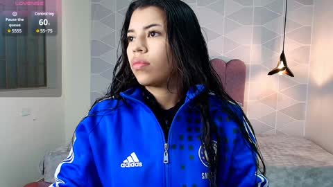 ABRIL MATTHEWS online show from January 3, 2025, 11:57 am