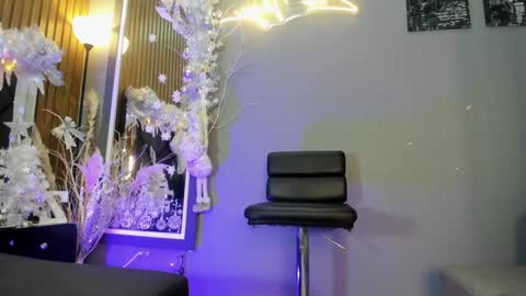 Snapshot of abril_ricci chatting on December 22, 2024, 4:28 am Abril online show from December 22, 2024, 4:28 am