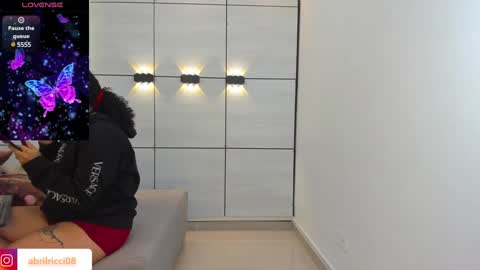 Snapshot of abril_ricci chatting on January 26, 2025, 3:27 am Abril online show from January 26, 2025, 3:27 am