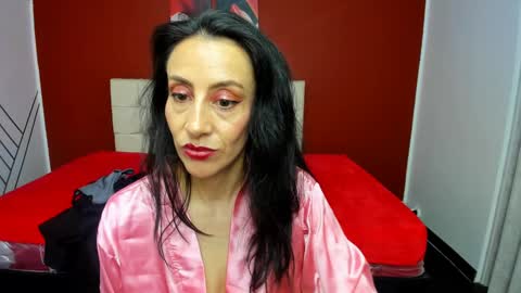 Snapshot of abrillee1 chatting on December 11, 2024, 11:43 pm ABRIL online show from December 11, 2024, 11:43 pm