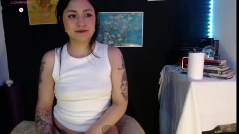 Absenta vert online show from April 6, 2026, 11:49 pm