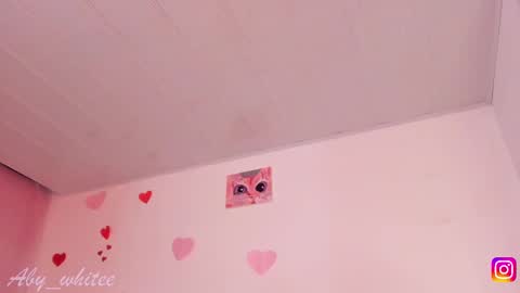   Aby   online show from September 30, 2025, 2:44 pm