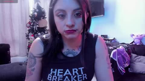 Alice online show from December 14, 2025, 8:35 pm