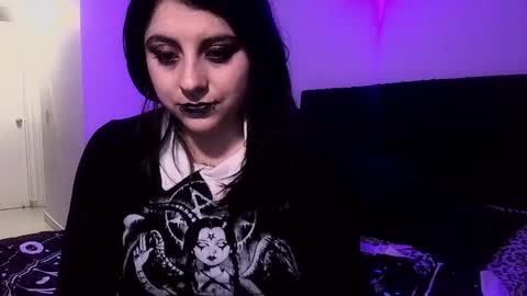 Snapshot of acid_alice666 chatting on June 2, 2026, 2:57 am Alice online show from June 2, 2026, 2:57 am