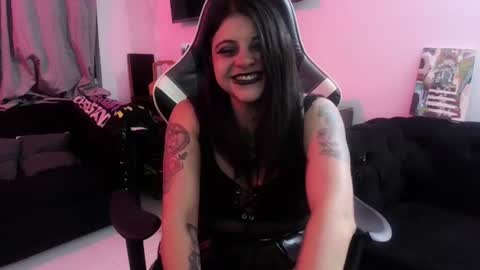 Snapshot of acid_alice666 chatting on June 25, 2026, 5:12 am Alice online show from June 25, 2026, 5:12 am