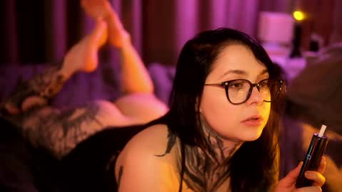 acid_pie online show from December 25, 2024, 2:14 am