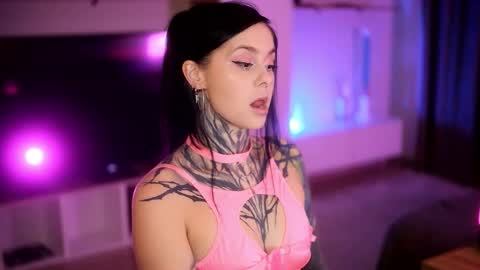 acid_pie online show from October 31, 2025, 6:53 pm