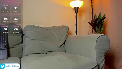 Snapshot of ackerman_eren_ chatting on February 17, 2026, 9:32 pm R. online show from February 17, 2026, 9:32 pm