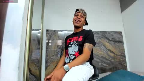 ada_brooke online show from September 19, 2025, 11:33 am