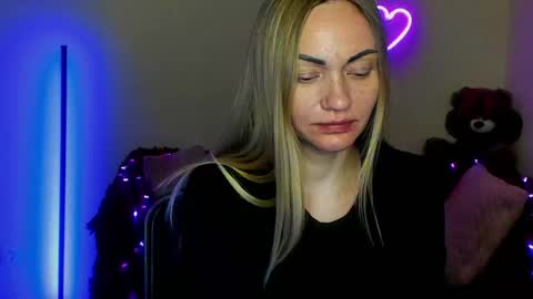 Snapshot of adalina_teacher chatting on April 19, 2026, 6:10 pm Adalina online show from April 19, 2026, 6:10 pm