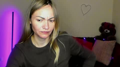 Snapshot of adalina_teacher chatting on April 27, 2026, 5:27 am Adalina online show from April 27, 2026, 5:27 am