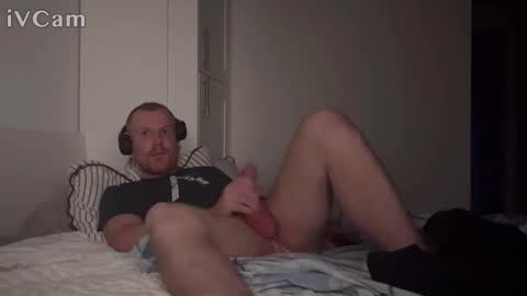 Snapshot of adam712292 chatting on March 31, 2026, 12:05 pm Submissive ginger online show from March 31, 2026, 12:05 pm