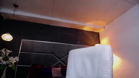 adam_fit19cm online show from September 29, 2025, 1:49 pm