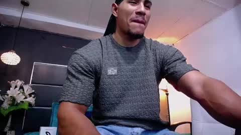 adam_fit19cm online show from November 24, 2025, 2:06 pm