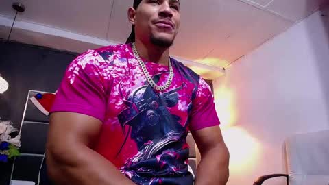 adam_fit19cm online show from December 3, 2025, 1:53 pm